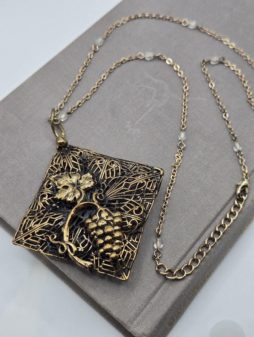 VTG Whimsigoth Necklace Art Nouveau Victorian Revival Grapes Chunky Antique Gold